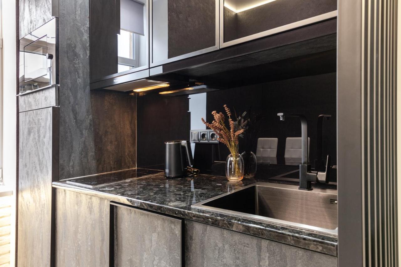 Two Bedrooms 13 Shpytalna Street לבוב