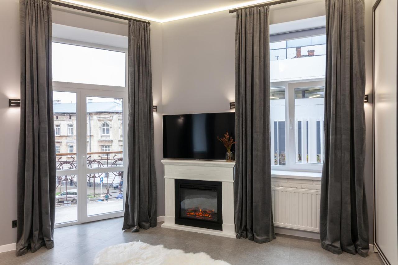 דירה Two Bedrooms 13 Shpytalna Street *